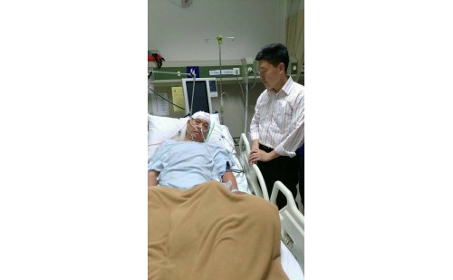 Dana Untuk Bpk. Effendi di ICU