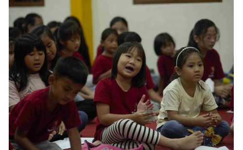 Dana Cinta Kasih Pengobatan 200 Umat & 150 Anak Buddhis