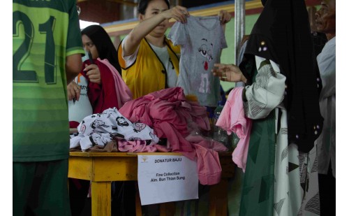 Dana Cinta Kasih Pengobatan 200 Umat & 150 Anak Buddhis