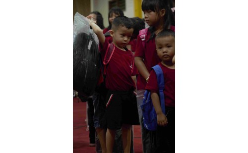 Dana Cinta Kasih Pengobatan 200 Umat & 150 Anak Buddhis