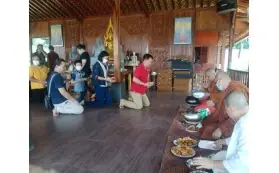 Dana Perayaan Waisak Saung Santi Sukha Arama