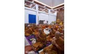 Dana Makan 50 Bhikkhu Thudong dibulan Waisak 2024